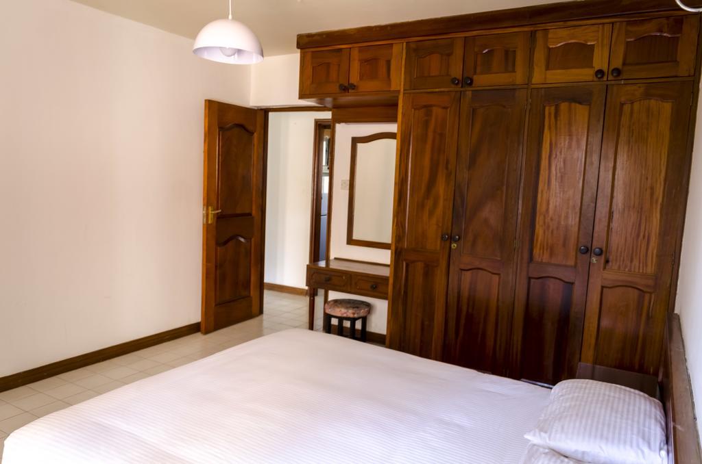 Golf Course Apartments Кампала Экстерьер фото